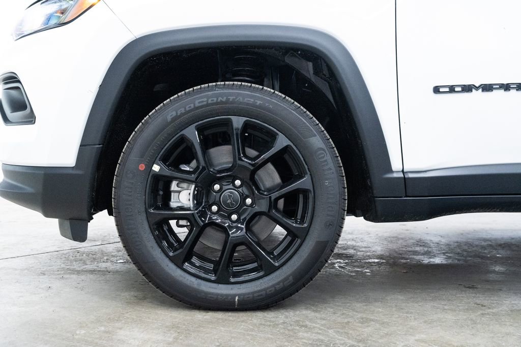 New 2026 Jeep Compass Latitude image 7