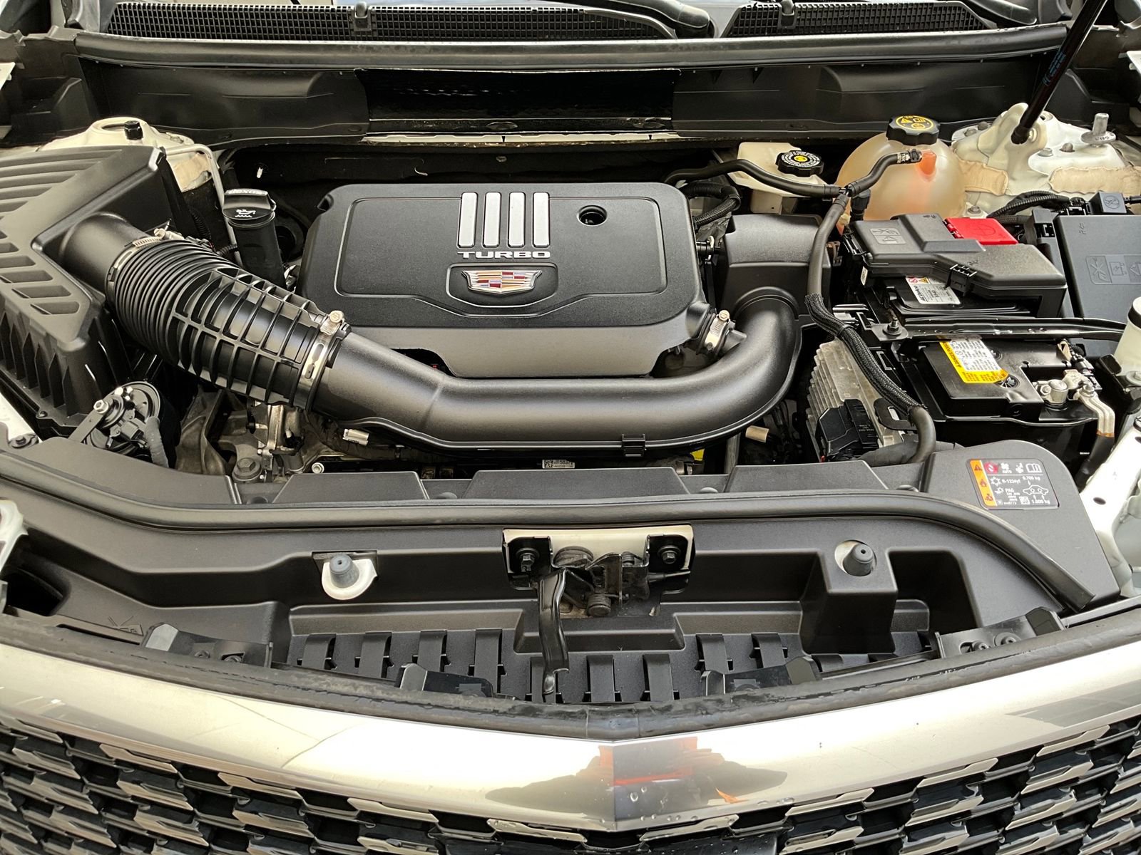 Used 2022 Cadillac XT5 Premium Luxury w/ LPO, Floor Liner Package image 29