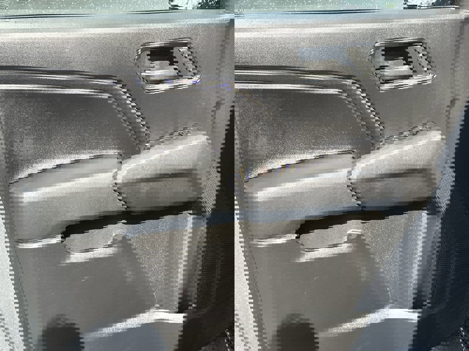 Used 2023 Chevrolet Colorado W/T image 14