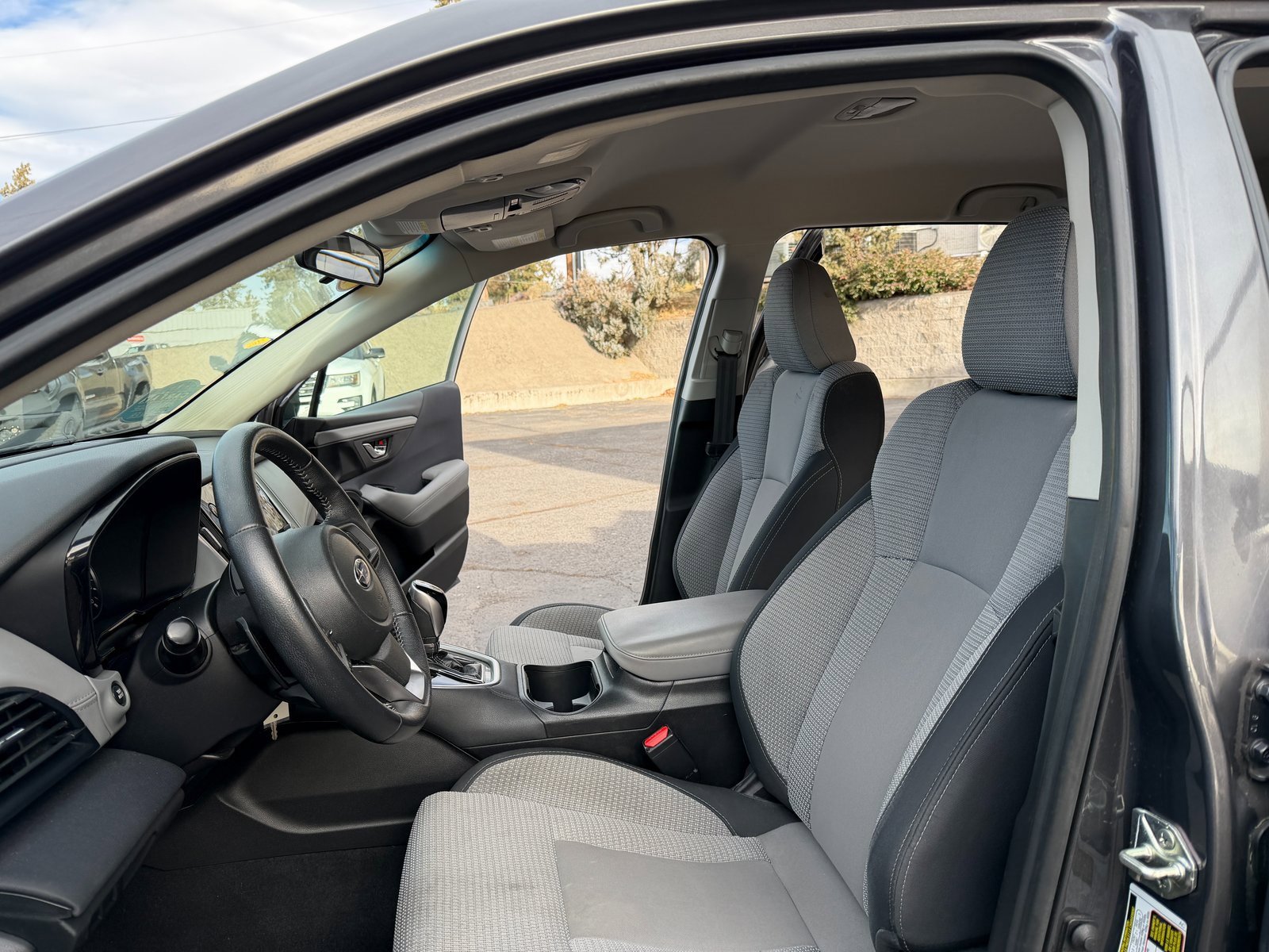 Used 2020 Subaru Outback Premium image 13