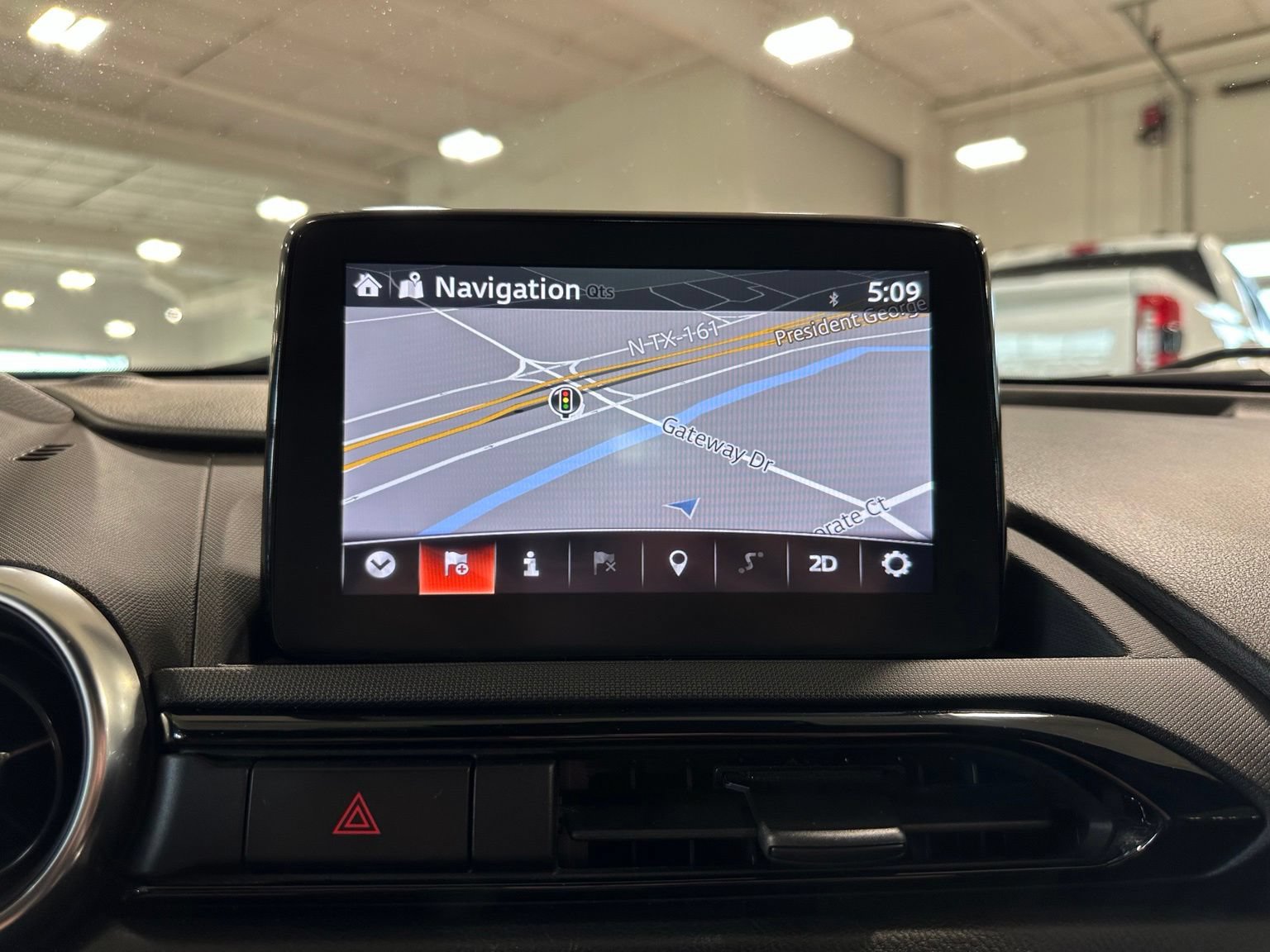 Used 2019 MAZDA MX-5 Miata RF Grand Touring RWD image 27