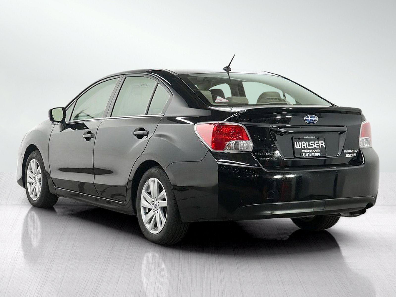 Used 2016 Subaru Impreza 2.0i Premium AWD/4WD image 3