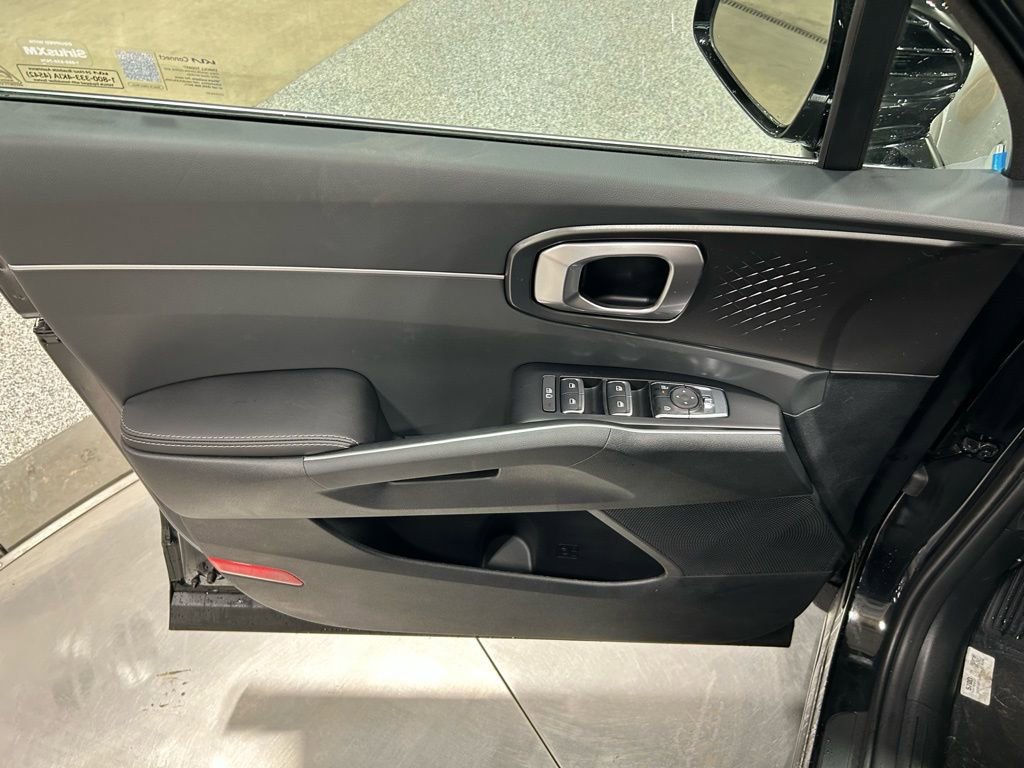 New 2026 Kia Sorento LX image 11