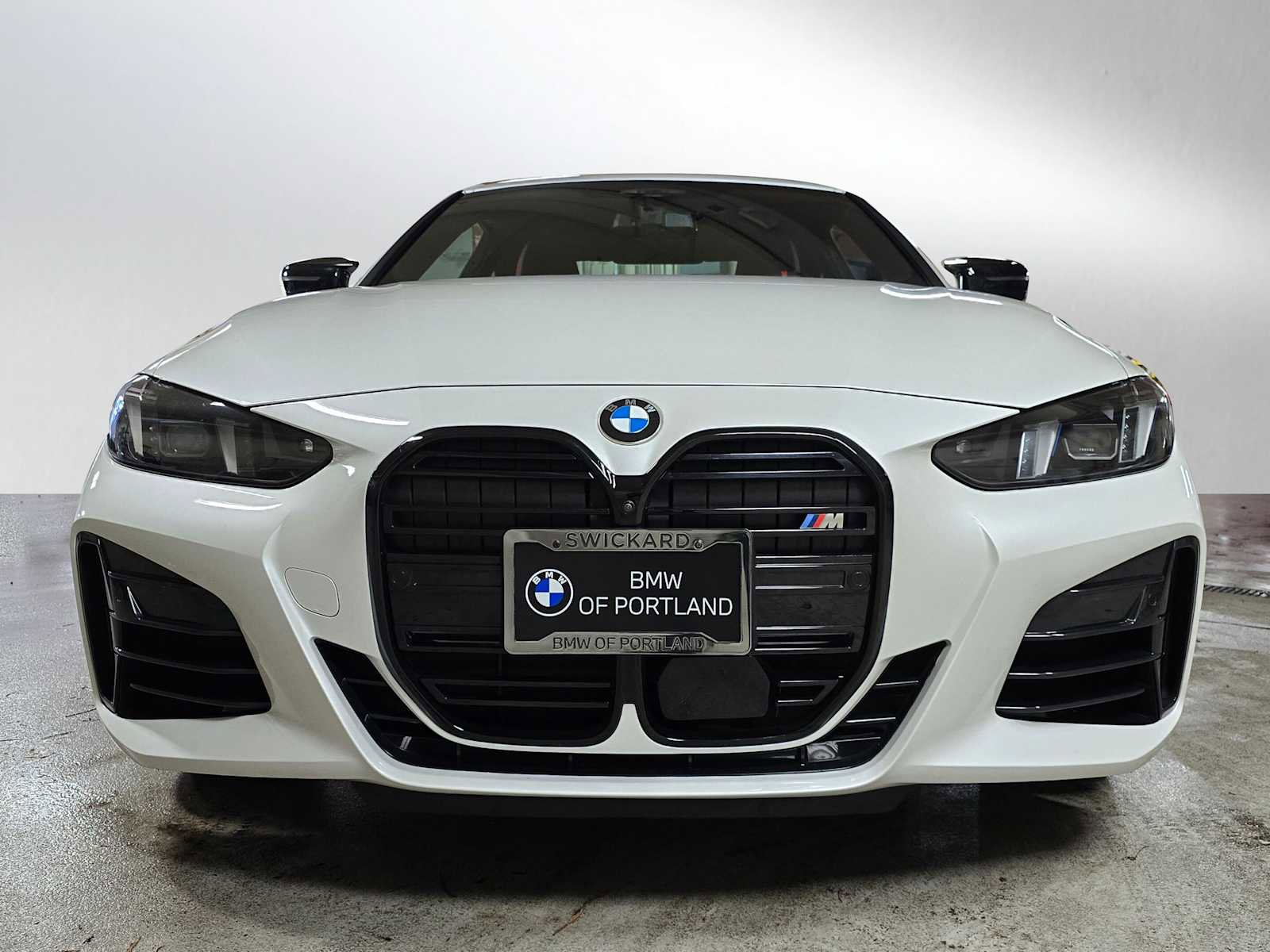 Used 2025 BMW 440i xDrive Coupe w/ Premium Package image 8