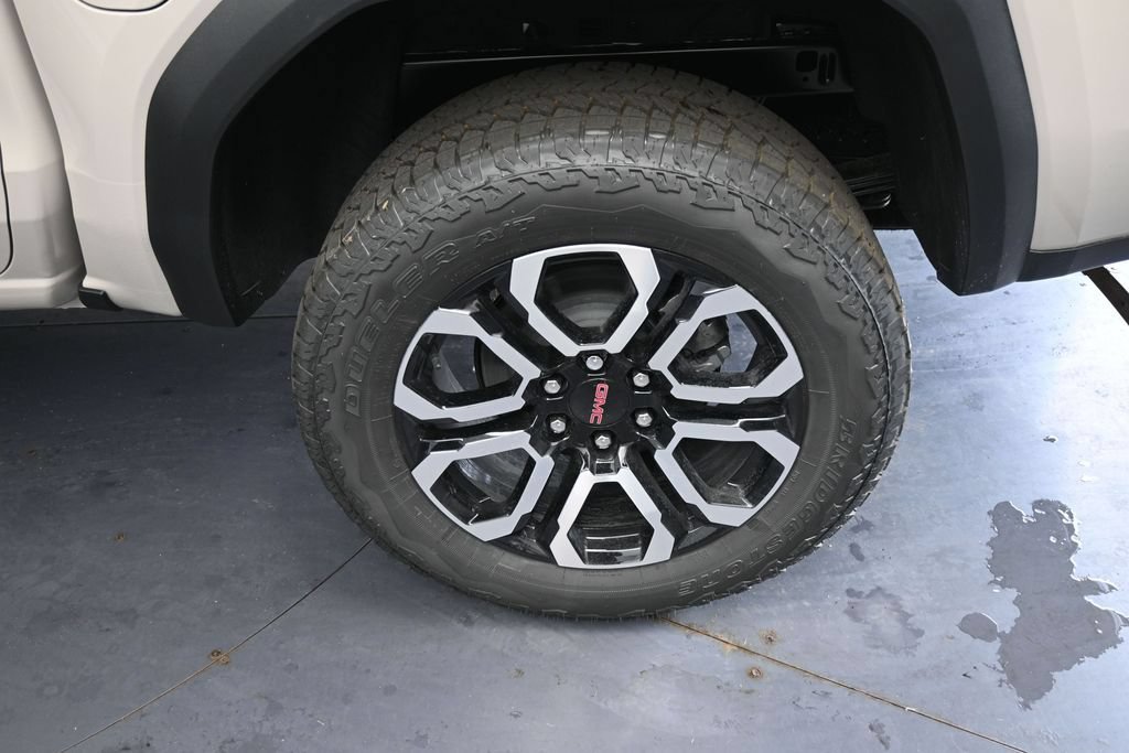 New 2026 GMC Canyon AT4 w/ Nightfall Essentials Package AWD/4WD image 11