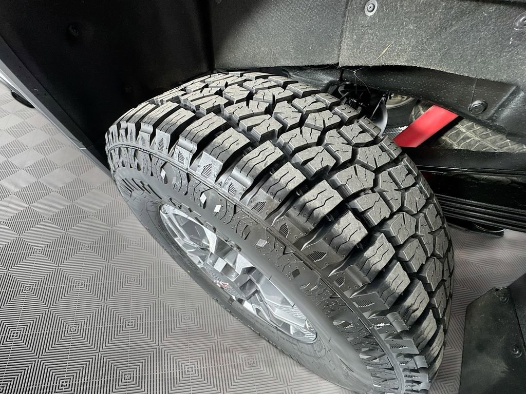 Used 2023 GMC Sierra 3500 SLE w/ SLE Convenience Package AWD/4WD image 30