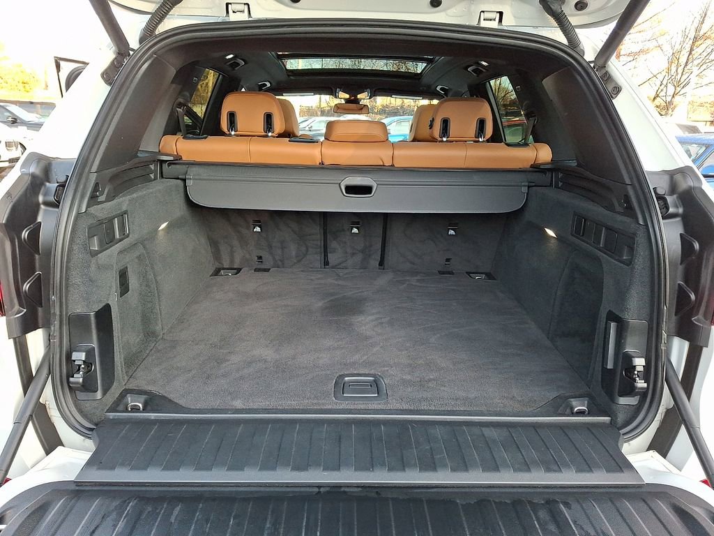 Used 2021 BMW X5 xDrive40i w/ Premium Package image 27