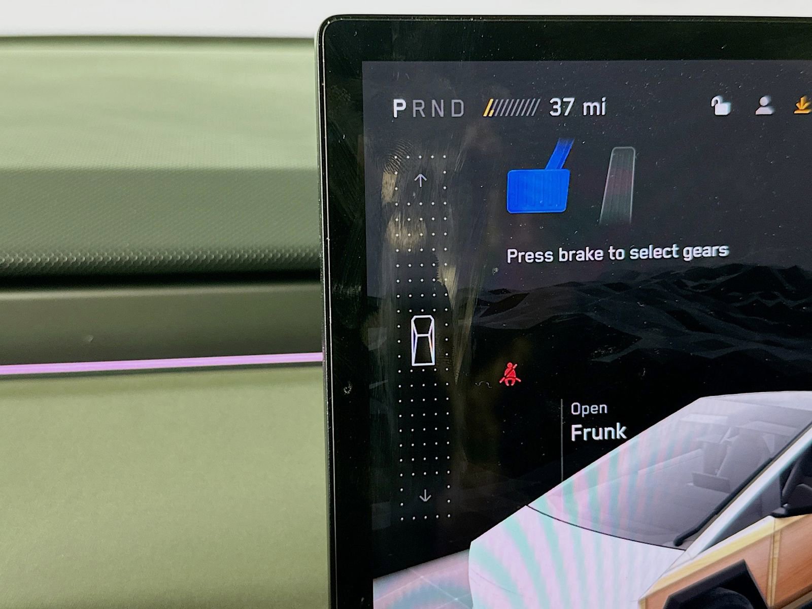 Used 2024 Tesla Cybertruck AWD Crew Cab image 16