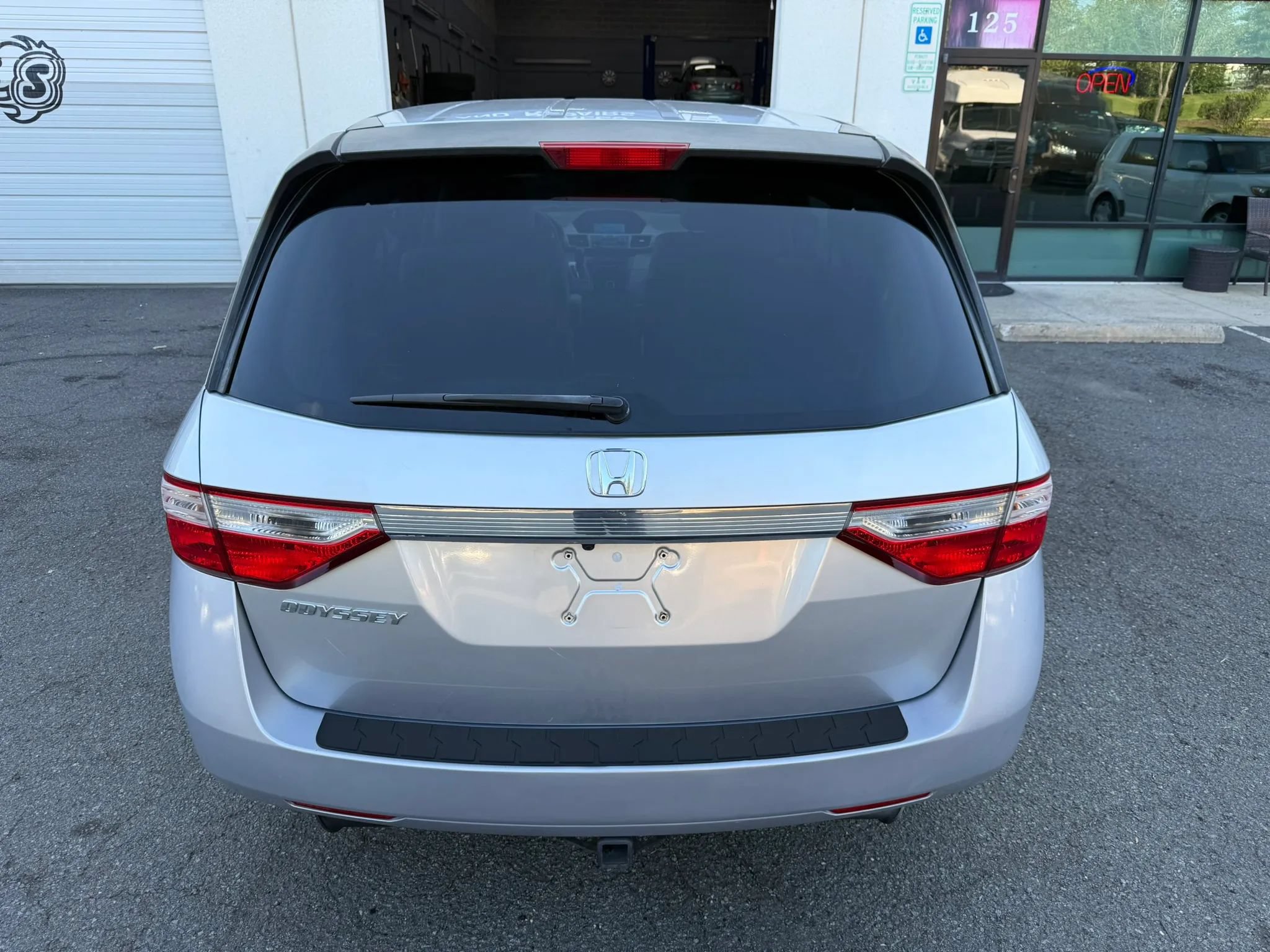 Used 2012 Honda Odyssey LX image 14