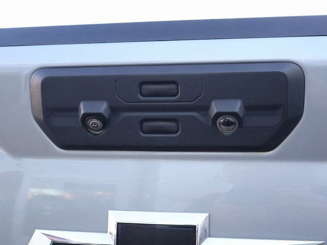 Certified 2023 Chevrolet Silverado 1500 ZR2 w/ Technology Package image 25