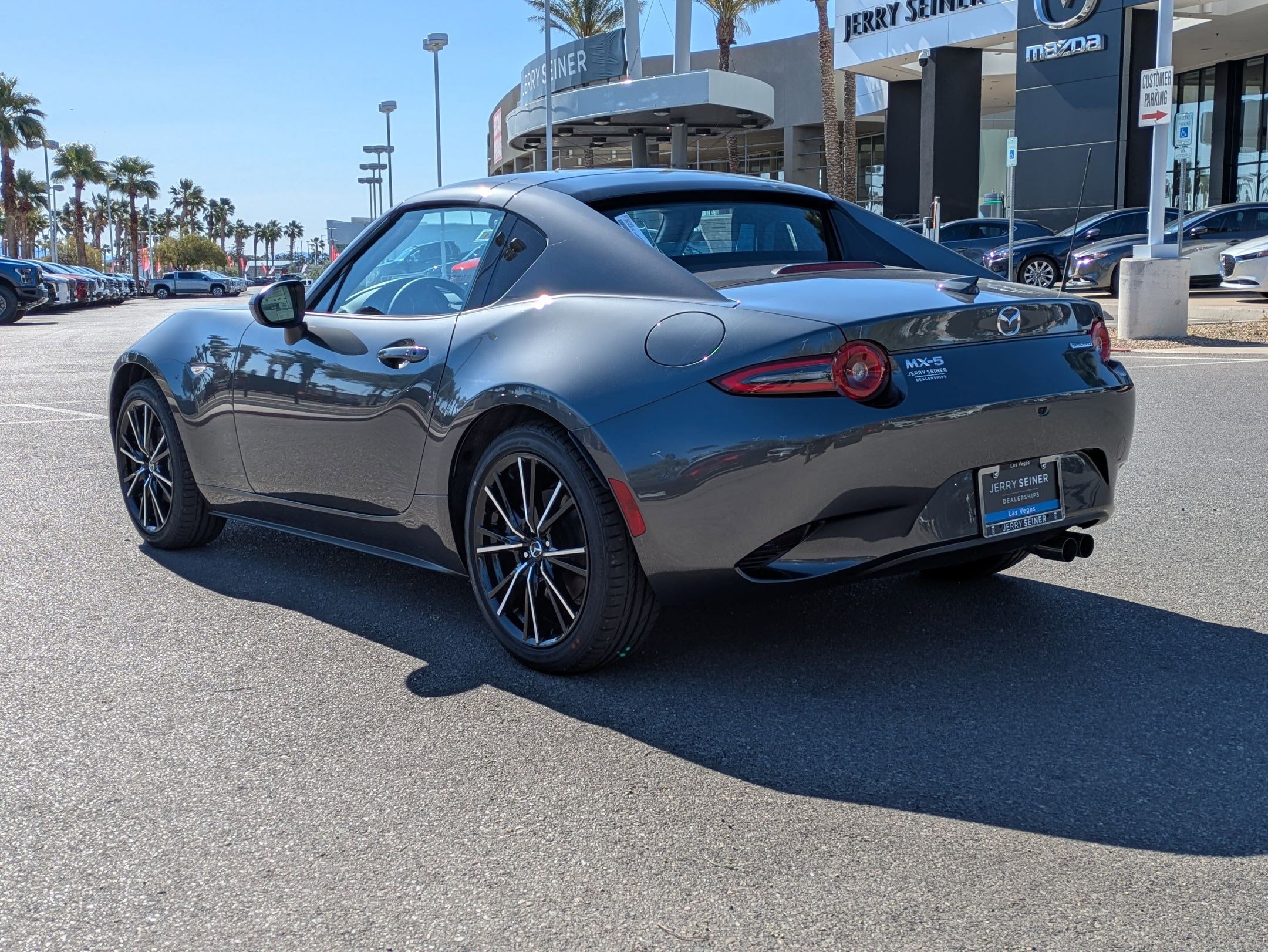 New 2026 MAZDA MX-5 Miata RF Grand Touring w/ Weather Package RWD image 11