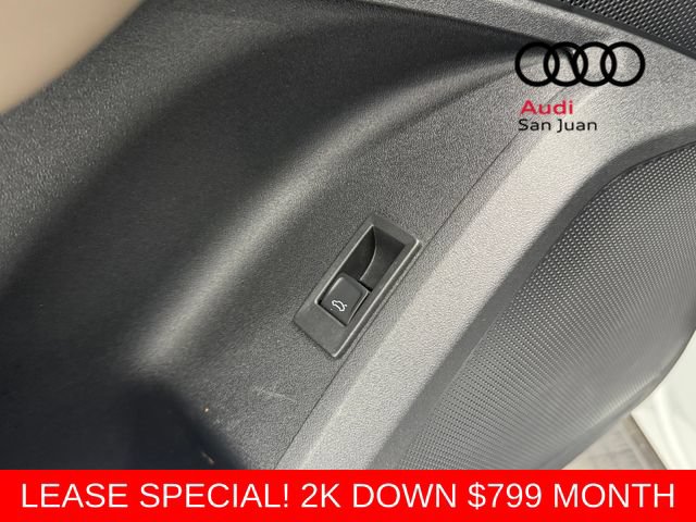 Used 2025 Audi Q5 Premium w/ Convenience Package AWD/4WD image 29