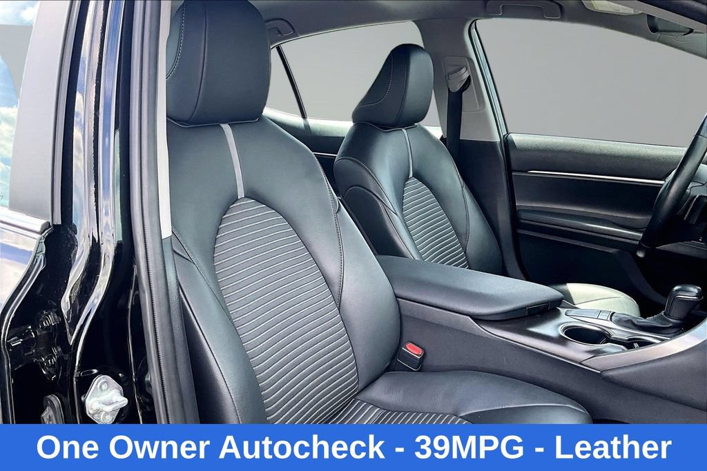 Used 2023 Toyota Camry SE FWD image 7
