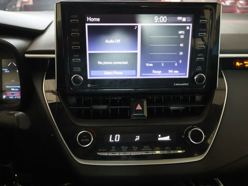 Used 2021 Toyota Corolla LE FWD image 21