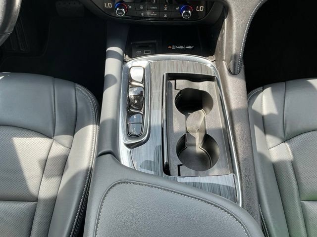 Used 2023 Buick Enclave Essence w/ Experience Buick Package AWD/4WD image 27