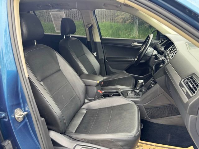 Used 2018 Volkswagen Tiguan SEL FWD image 20