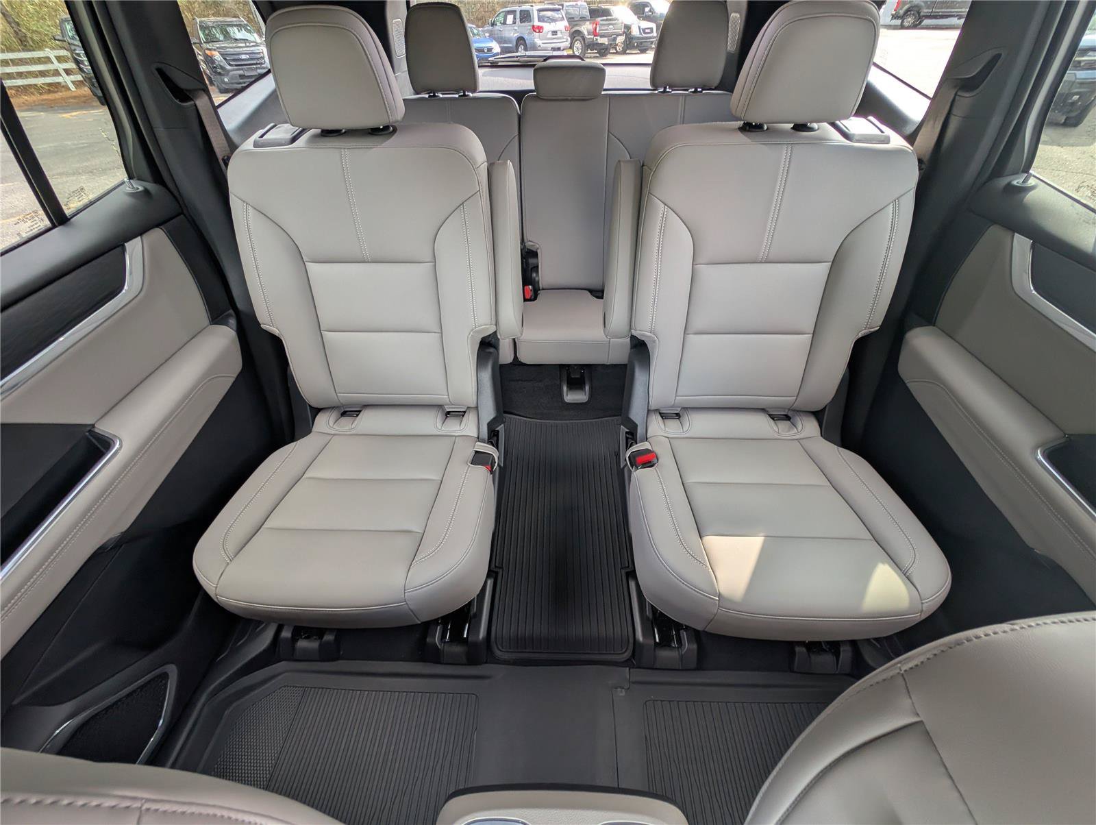 New 2026 GMC Acadia Elevation w/ Elevation Premium Package FWD image 33