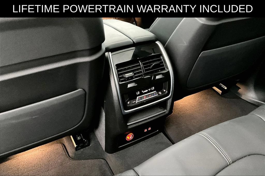 Used 2025 BMW X5 xDrive40i AWD/4WD image 31
