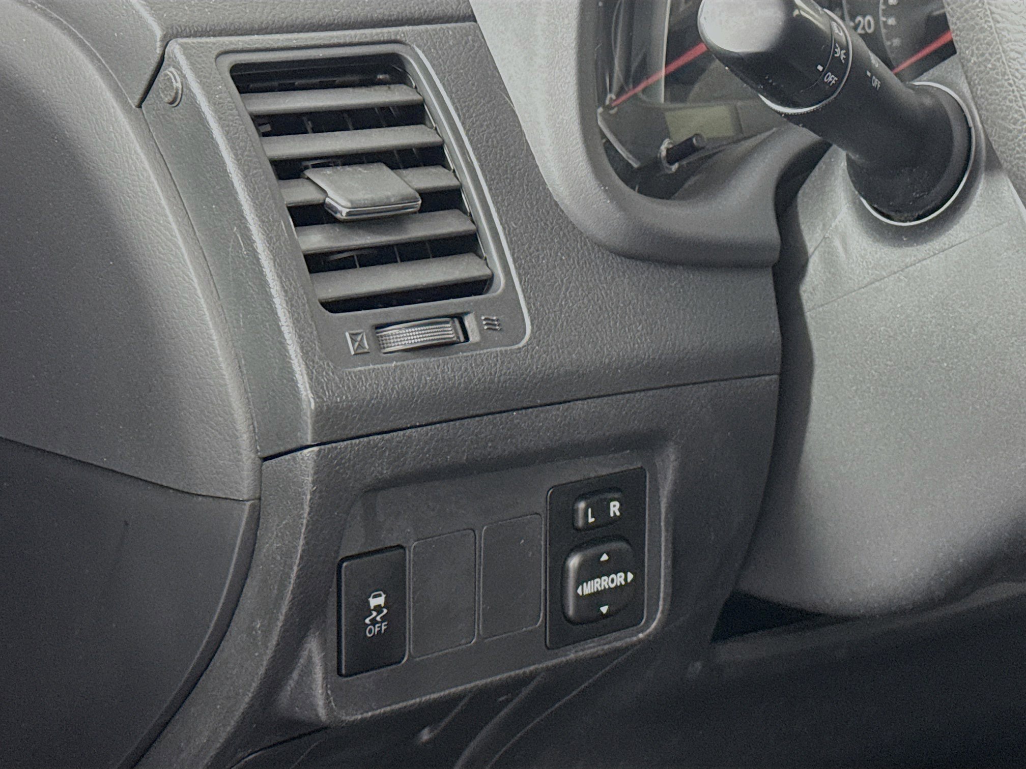 Used 2013 Toyota Corolla S image 10