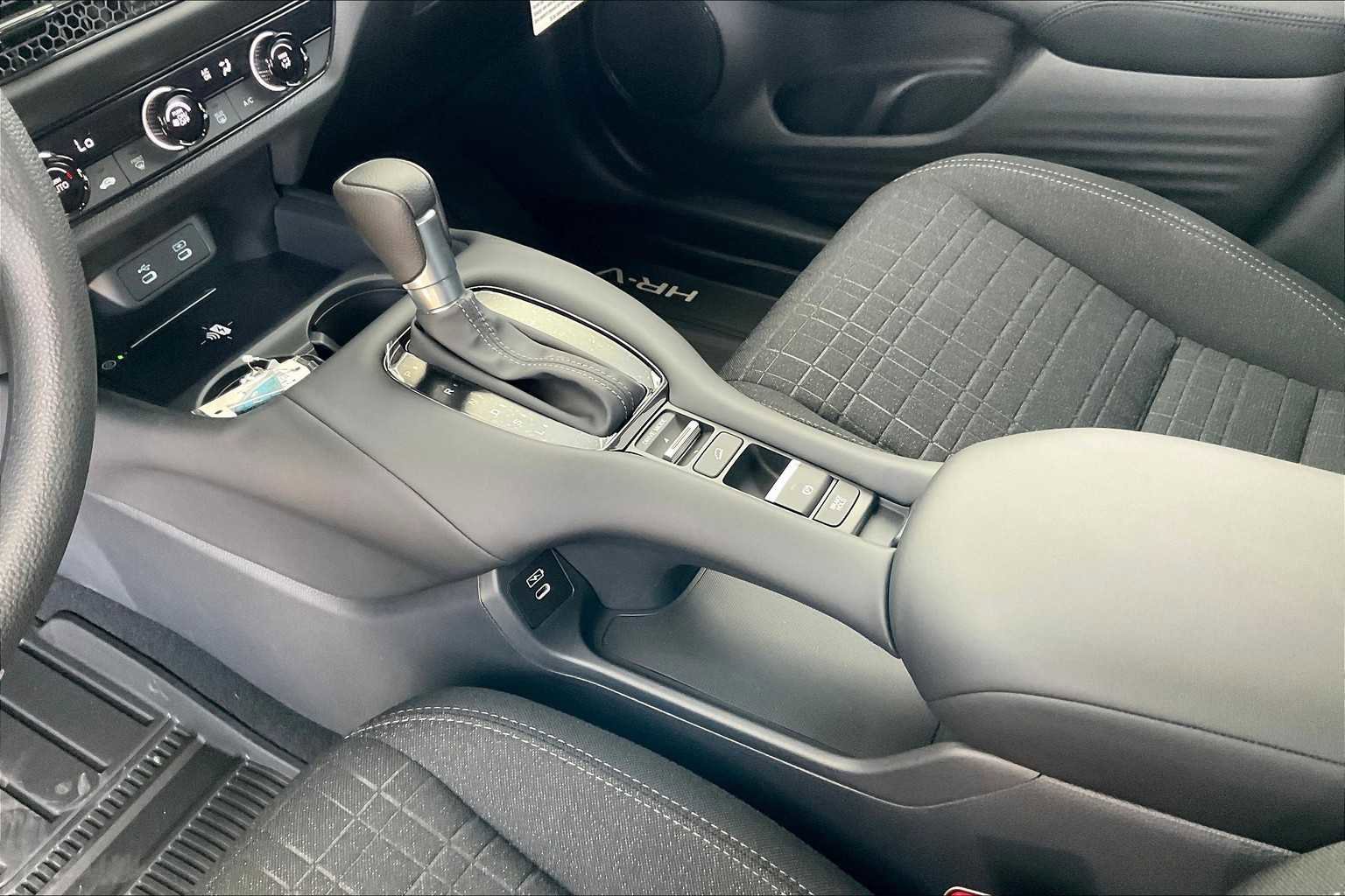New 2026 Honda HR-V LX image 7