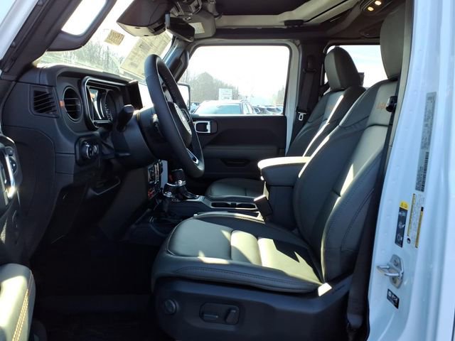 New 2026 Jeep Gladiator Mojave AWD/4WD image 13