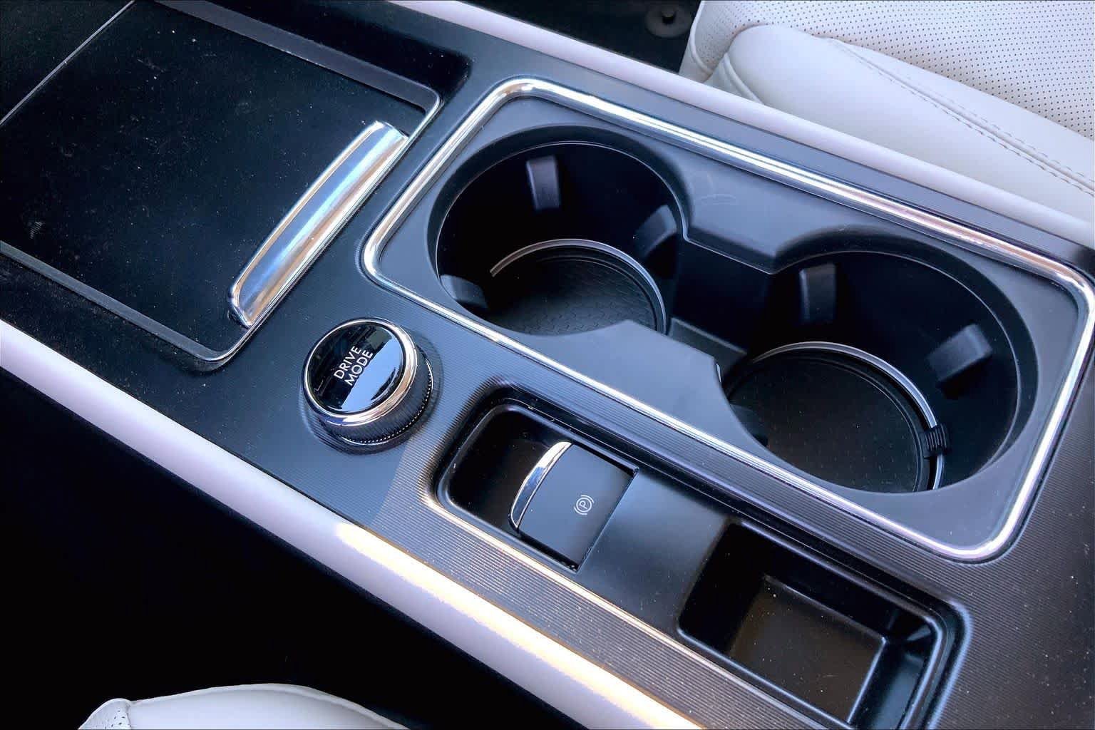 New 2026 Lincoln Corsair Premiere image 7