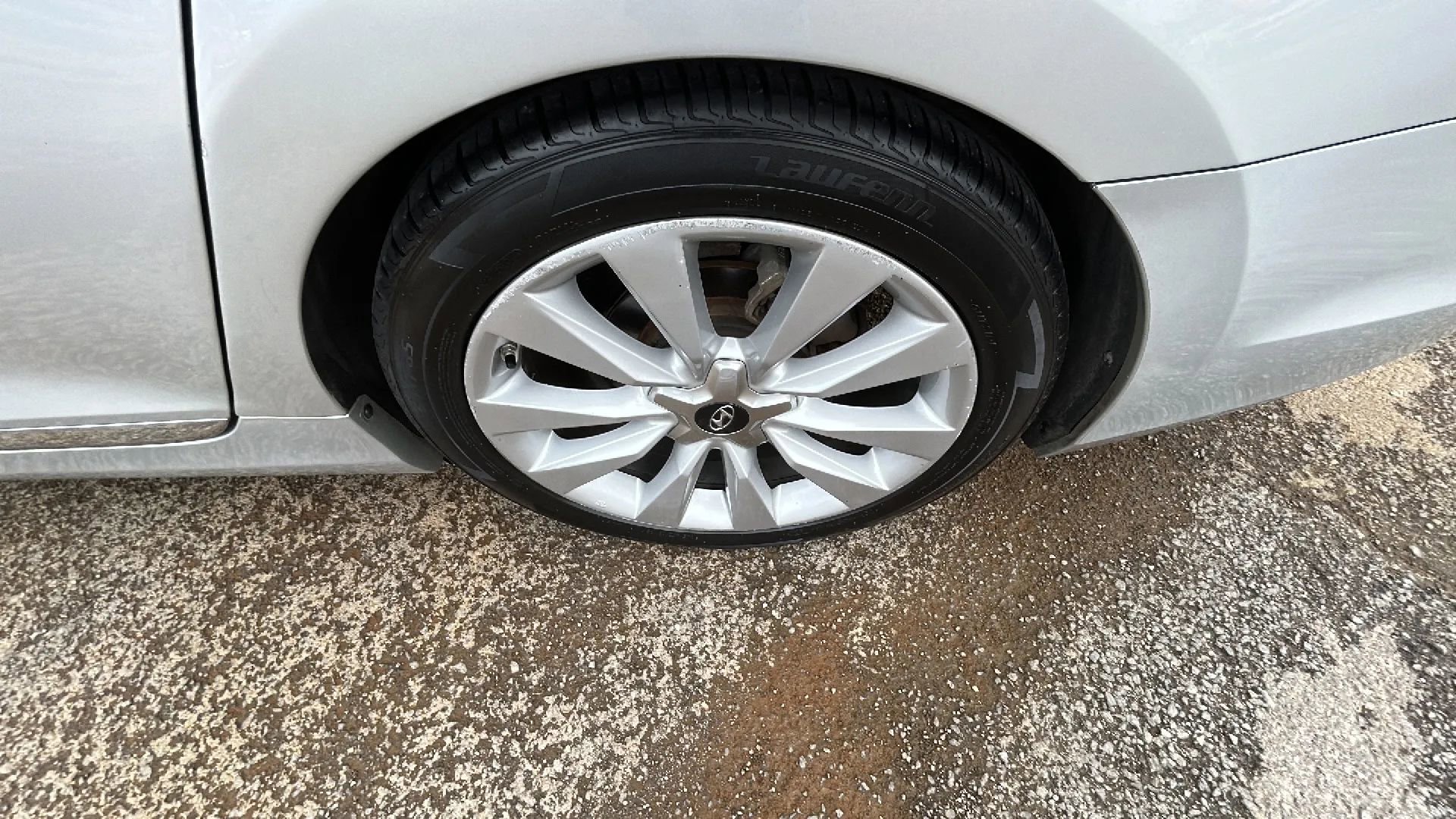 Used 2016 Hyundai Azera Limited FWD image 38