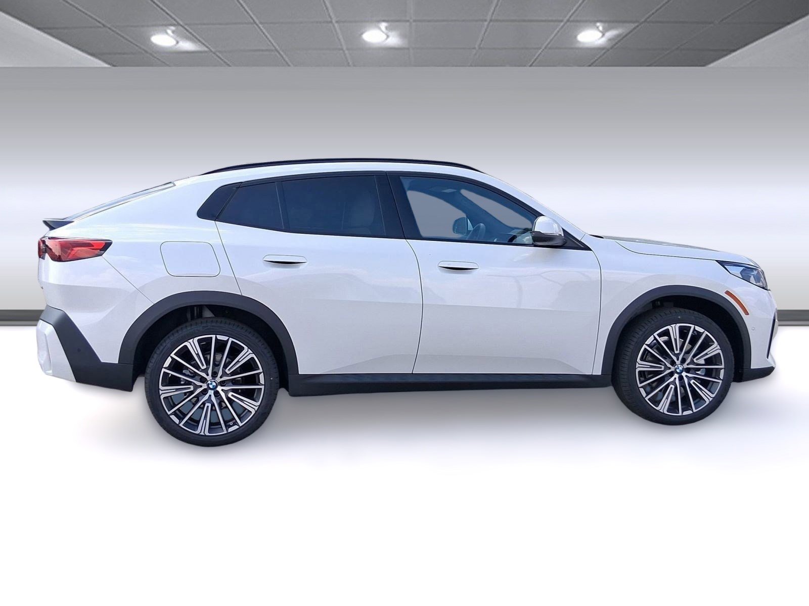 Used 2026 BMW X2 xDrive28i w/ Technology Package image 7