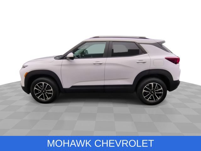 Certified 2025 Chevrolet TrailBlazer LT w/ Convenience Package AWD/4WD image 5