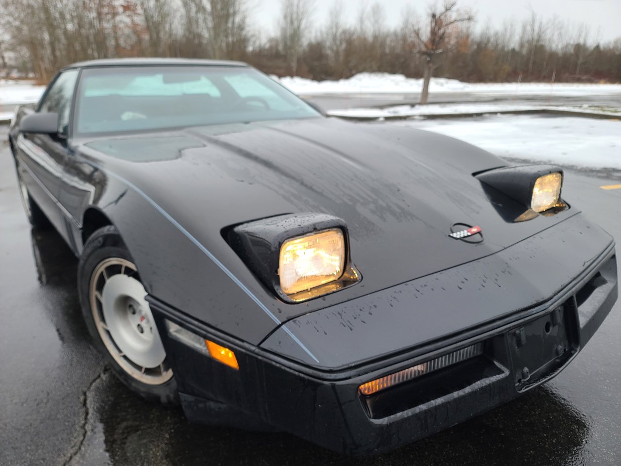 Used 1986 Chevrolet Corvette Coupe image 3