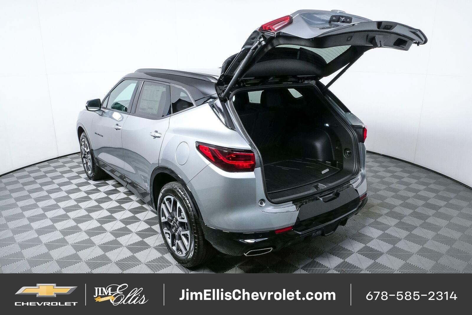 New 2026 Chevrolet Blazer RS w/ LPO, Floor Liner Package FWD image 30