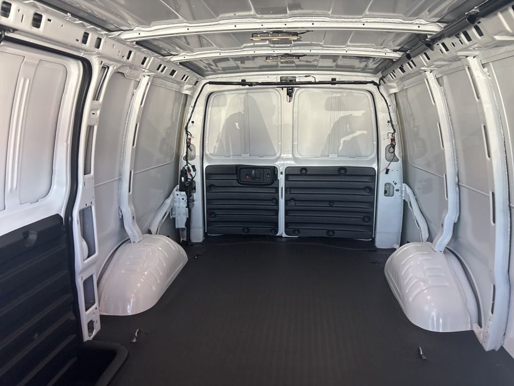 New 2025 Chevrolet Express 2500 w/ Driver Convenience Package RWD image 26