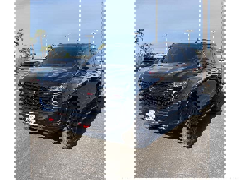 Used 2024 Chevrolet Tahoe Z71 w/ Luxury Package image 9