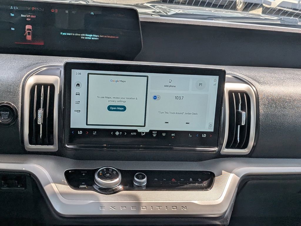 Used 2025 Ford Expedition Active image 20