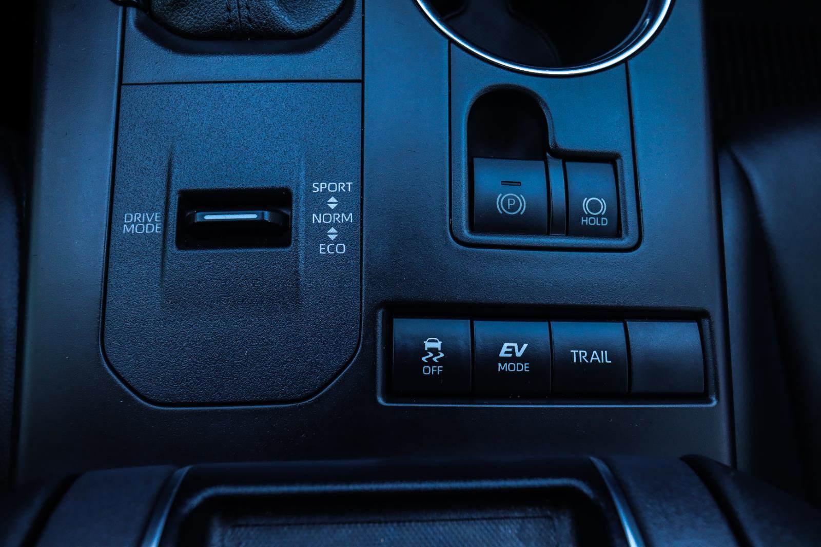 Used 2021 Toyota Highlander XLE image 13