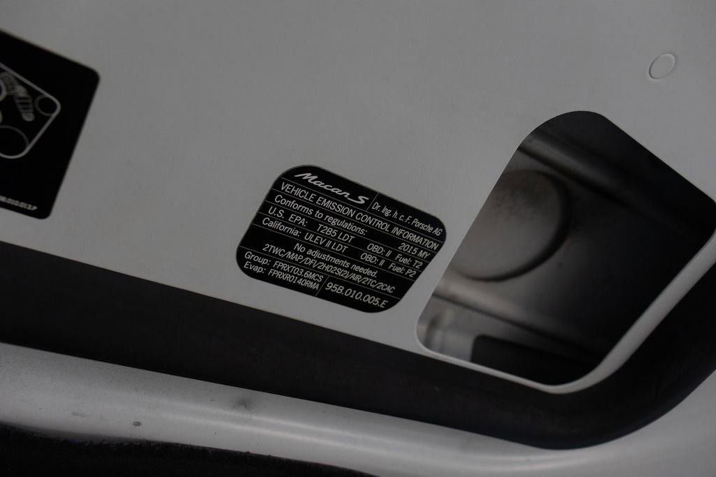 Used 2015 Porsche Macan S AWD/4WD image 33