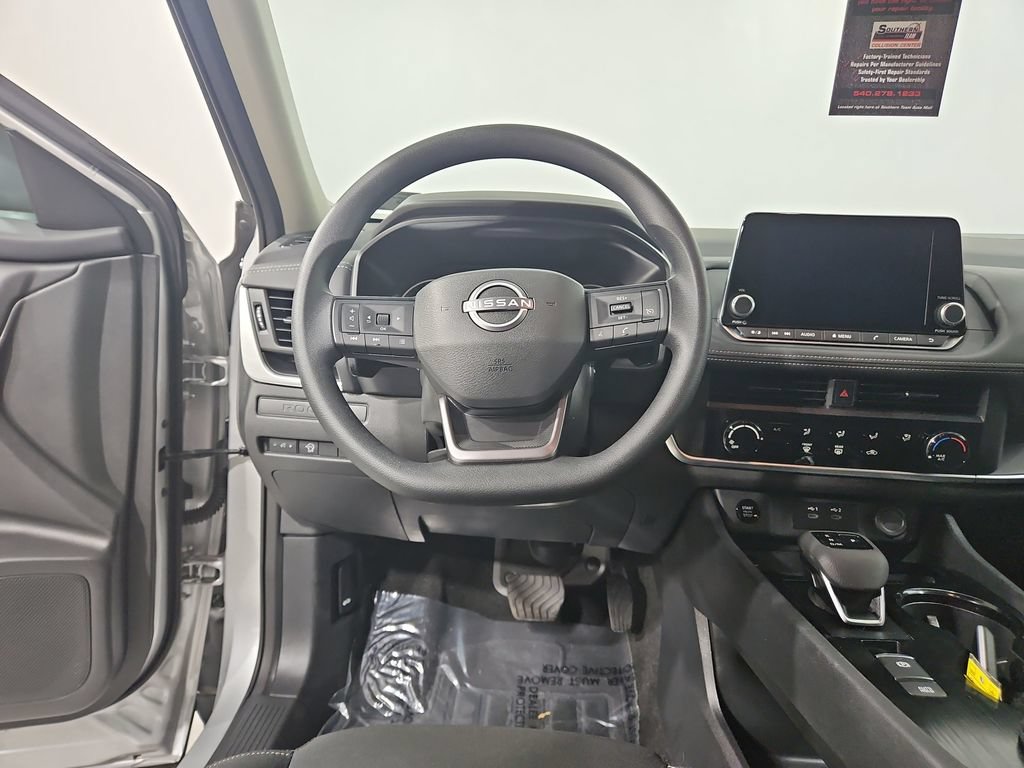 Certified 2025 Nissan Rogue S AWD/4WD image 15
