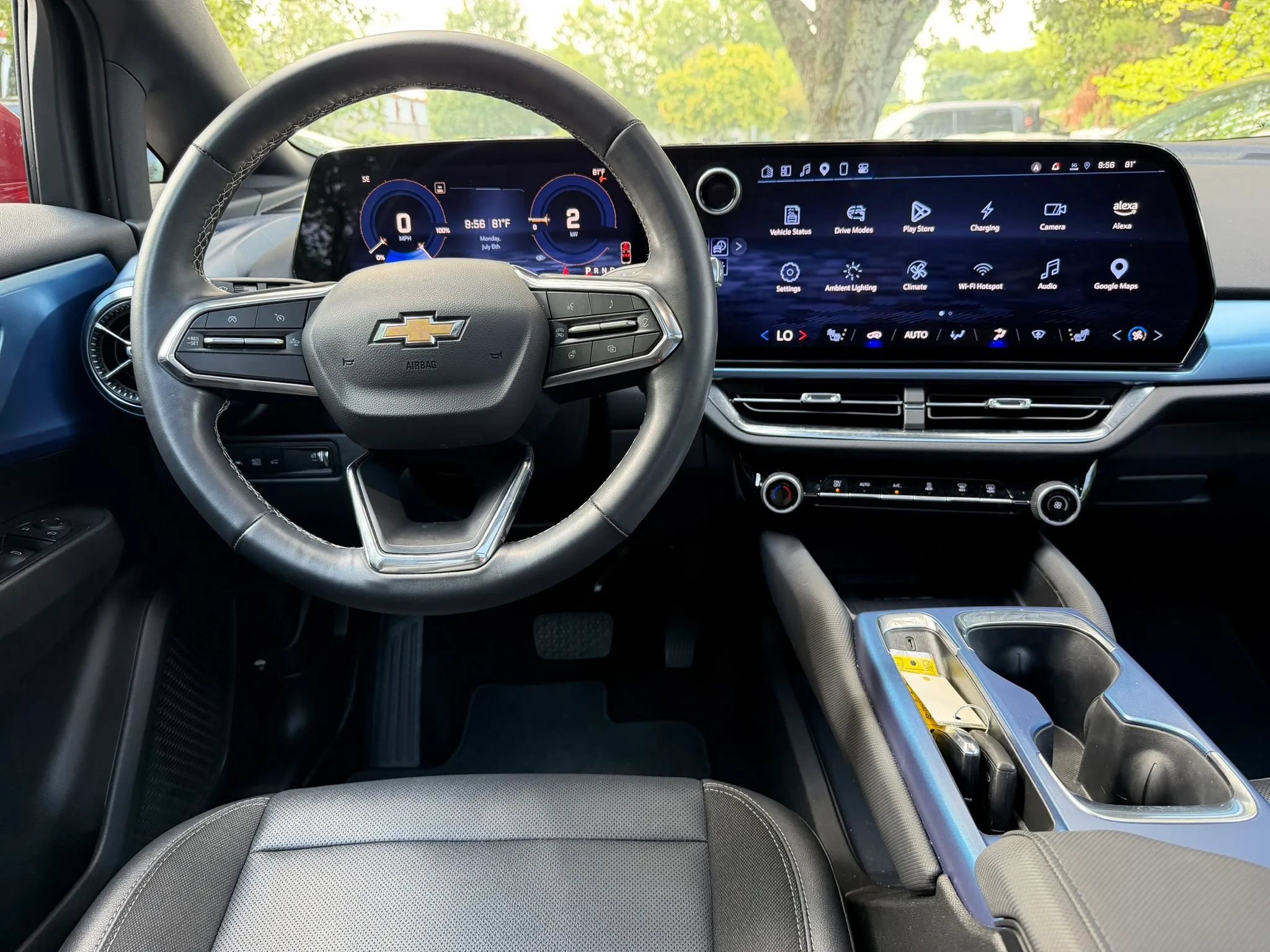 Used 2025 Chevrolet Equinox EV LT w/ Convenience Package FWD image 12