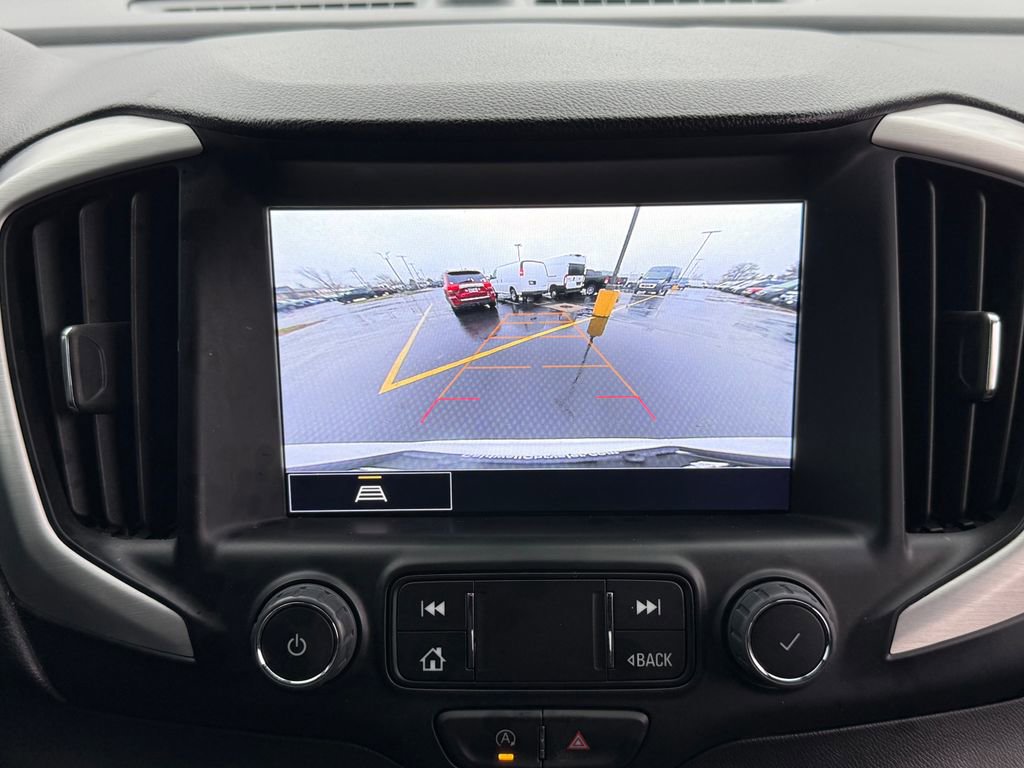 Used 2023 GMC Terrain SLT image 38