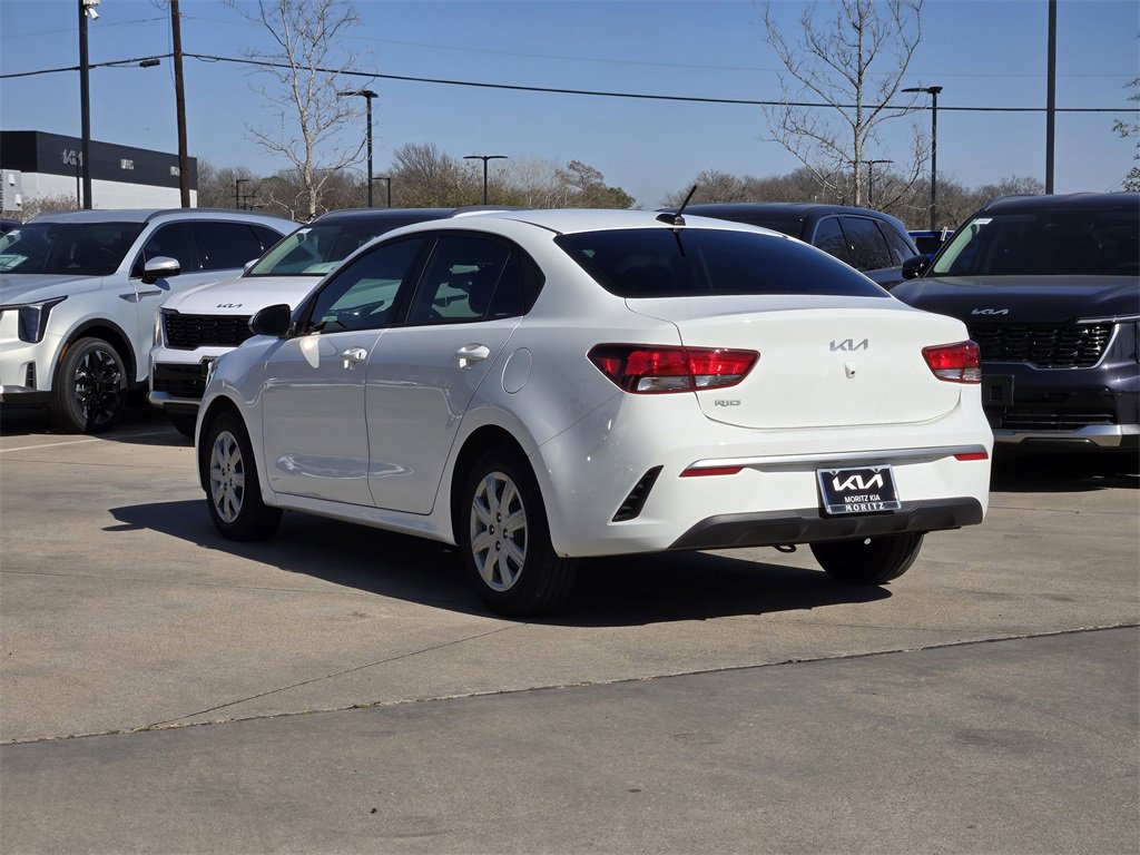Used 2022 Kia Rio LX image 3