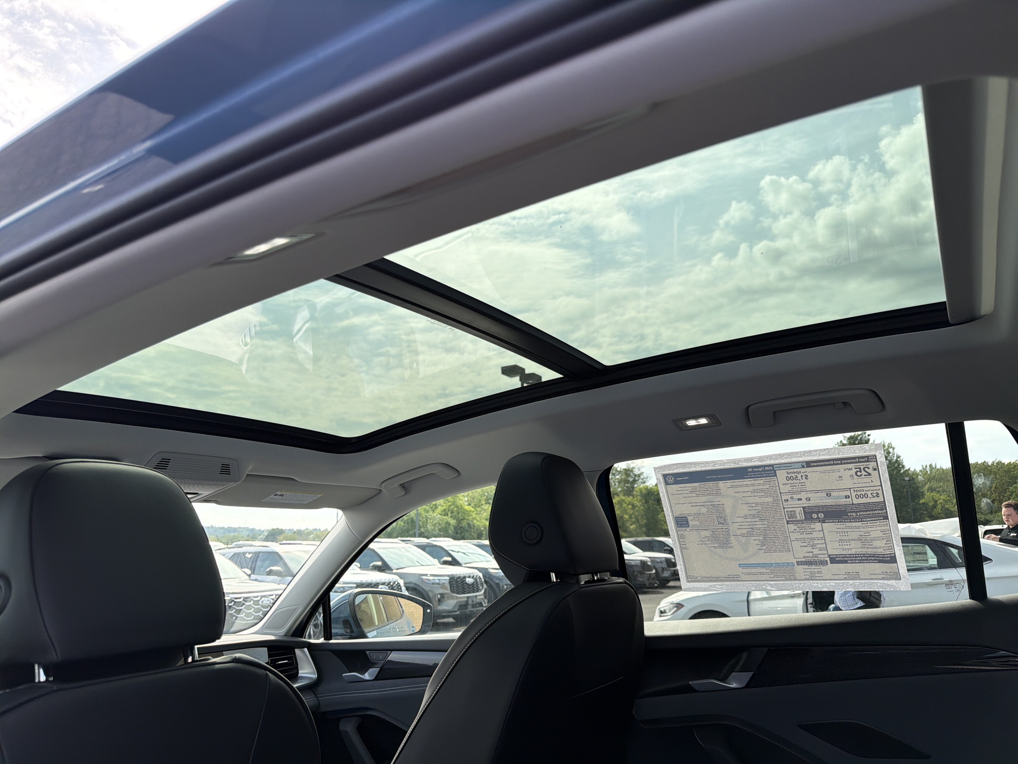 New 2026 Volkswagen Tiguan SE AWD/4WD image 21