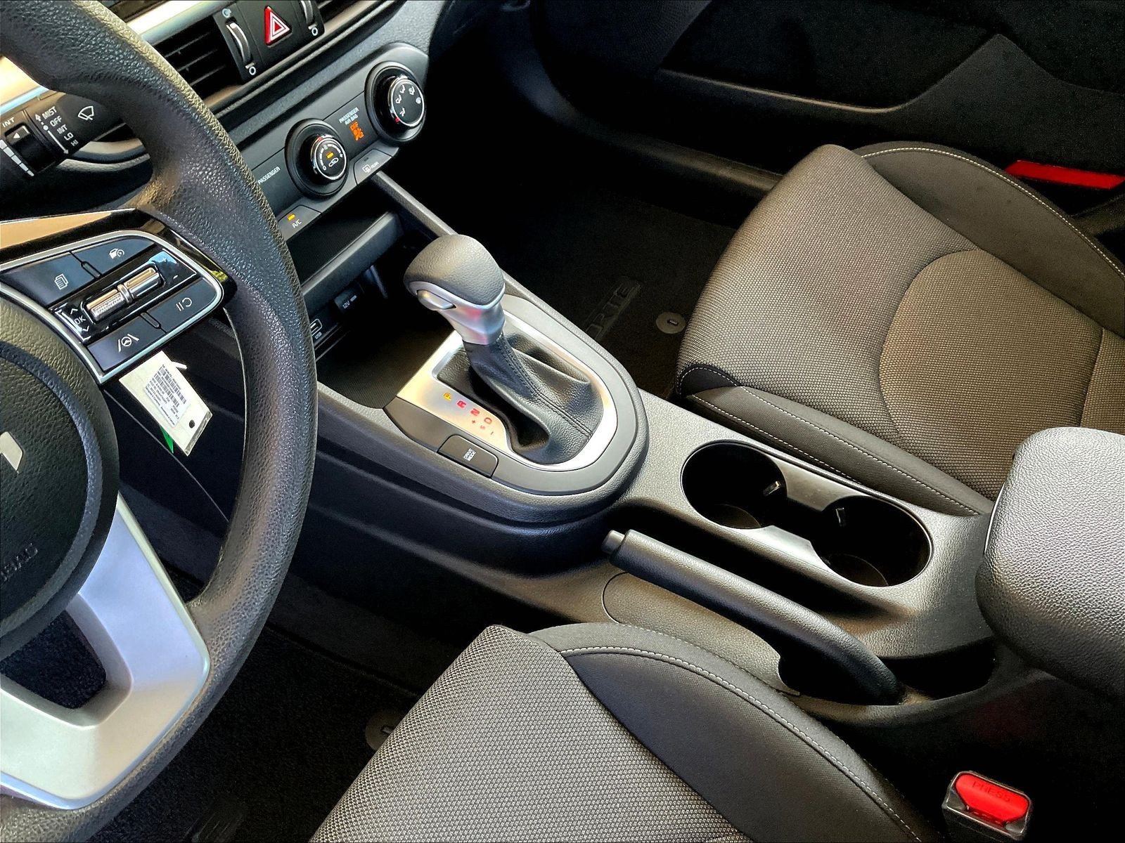 Used 2023 Kia Forte LXS w/ LXS Technology Package FWD image 16