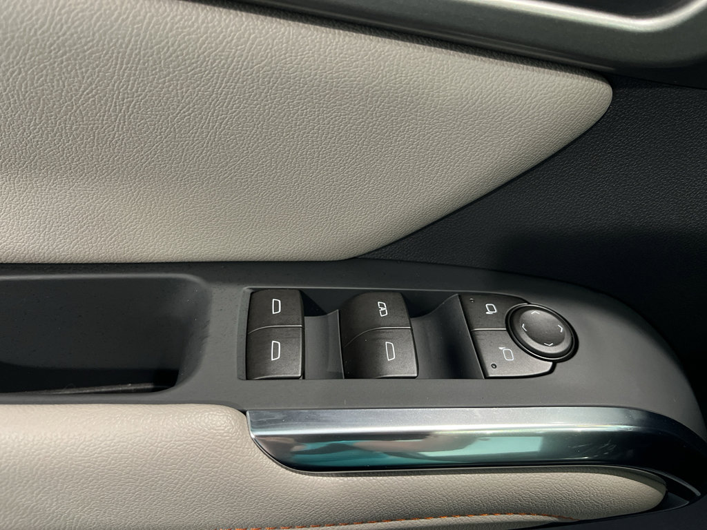 New 2026 Chevrolet Traverse LT FWD image 29
