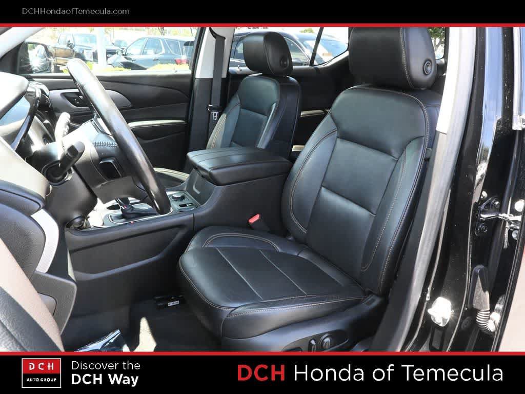 Used 2020 Chevrolet Traverse Premier w/ Redline Edition FWD image 17