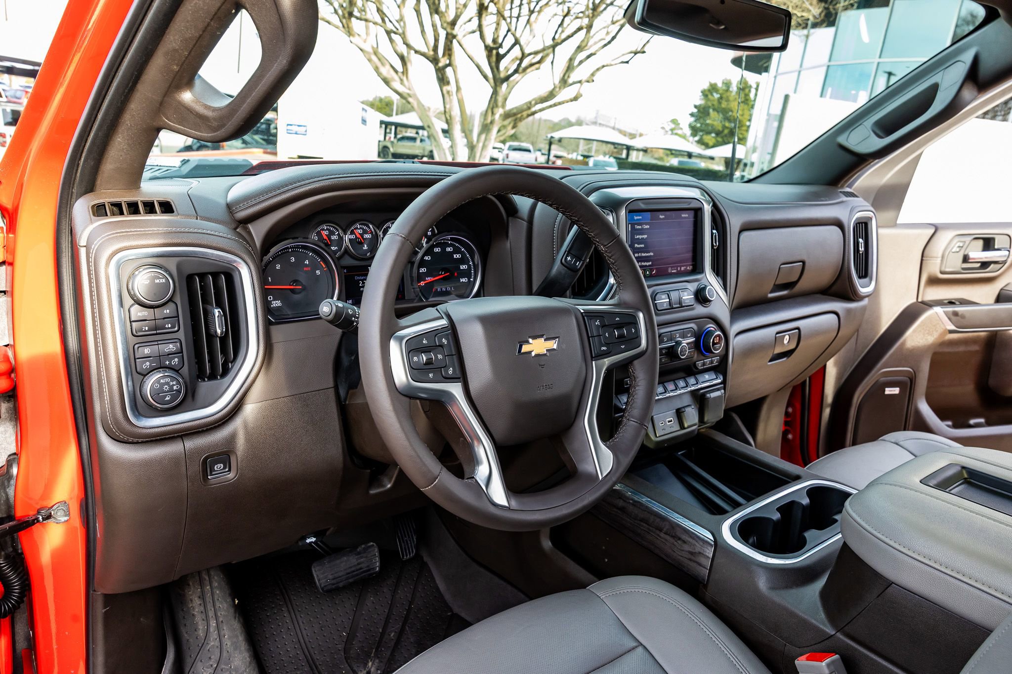Used 2022 Chevrolet Silverado 3500 LTZ w/ LTZ Convenience Package image 17