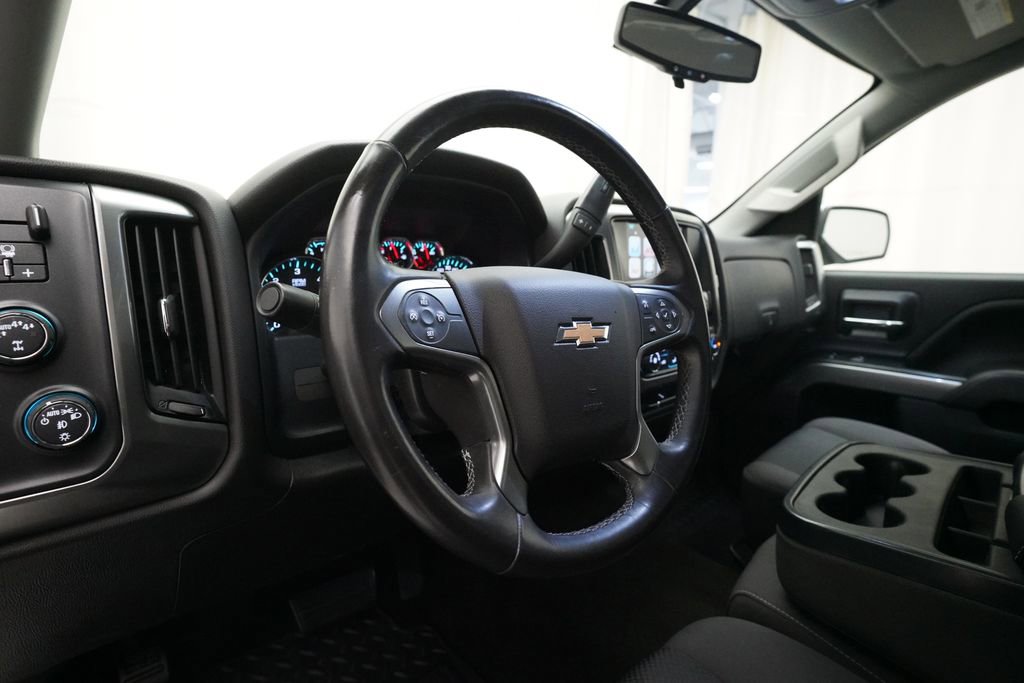 Used 2017 Chevrolet Silverado 1500 LT w/ LT Convenience Package image 8