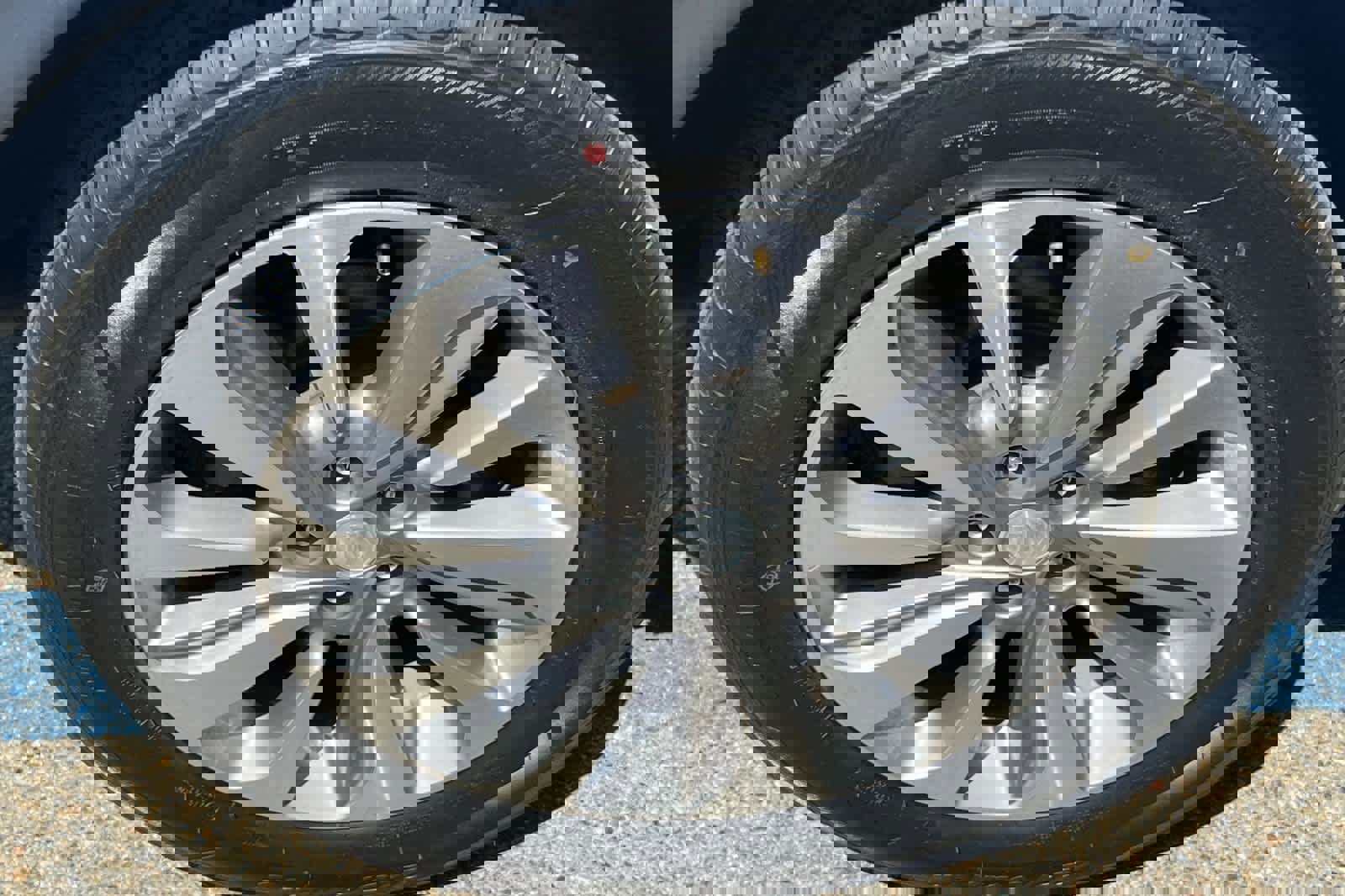 Used 2019 Buick Encore Preferred w/ Safety Package image 17