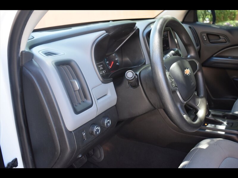 Used 2020 Chevrolet Colorado W/T w/ WT Convenience Package AWD/4WD image 14