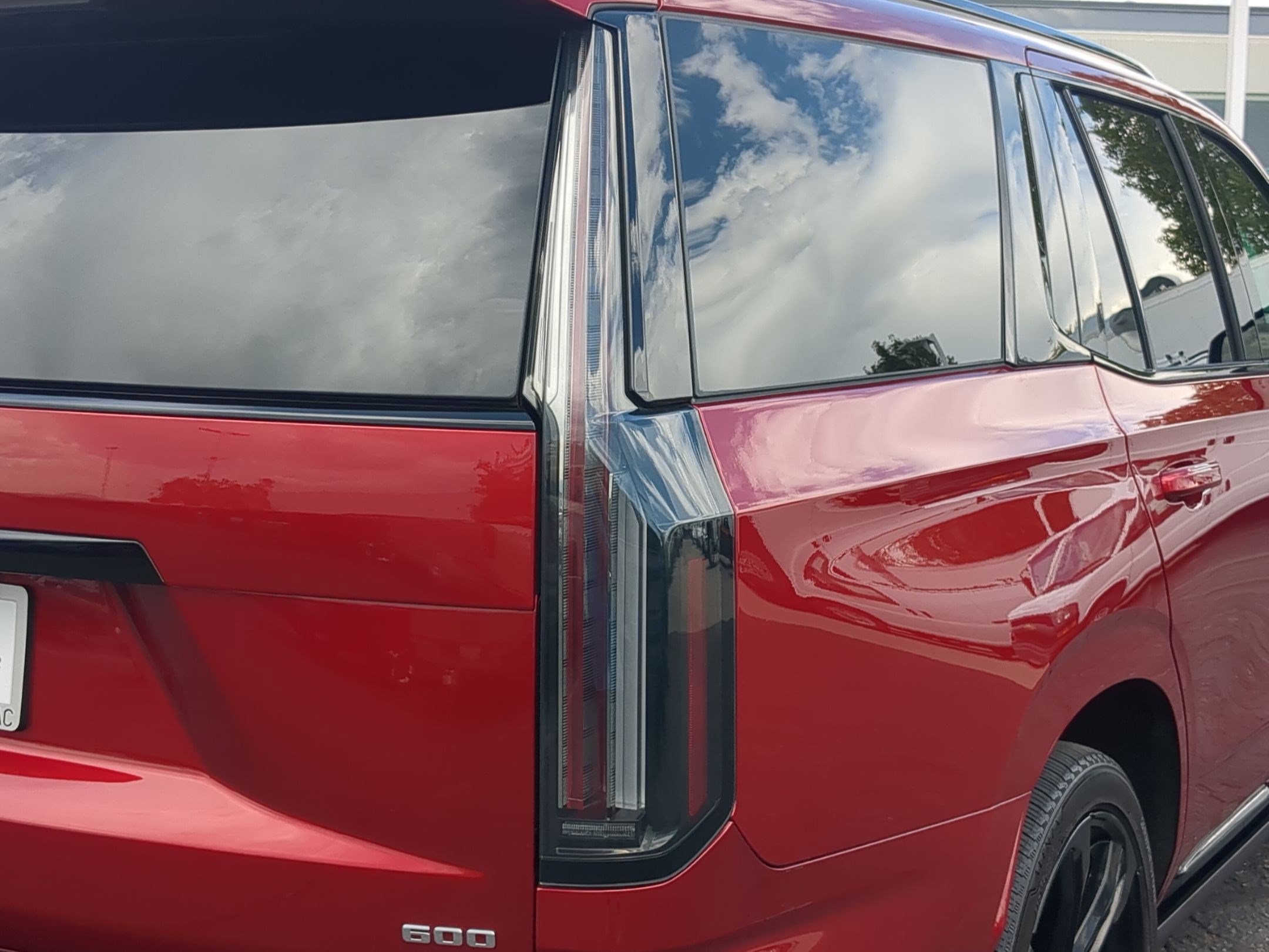 Certified 2025 Cadillac Escalade Sport Platinum AWD/4WD image 12