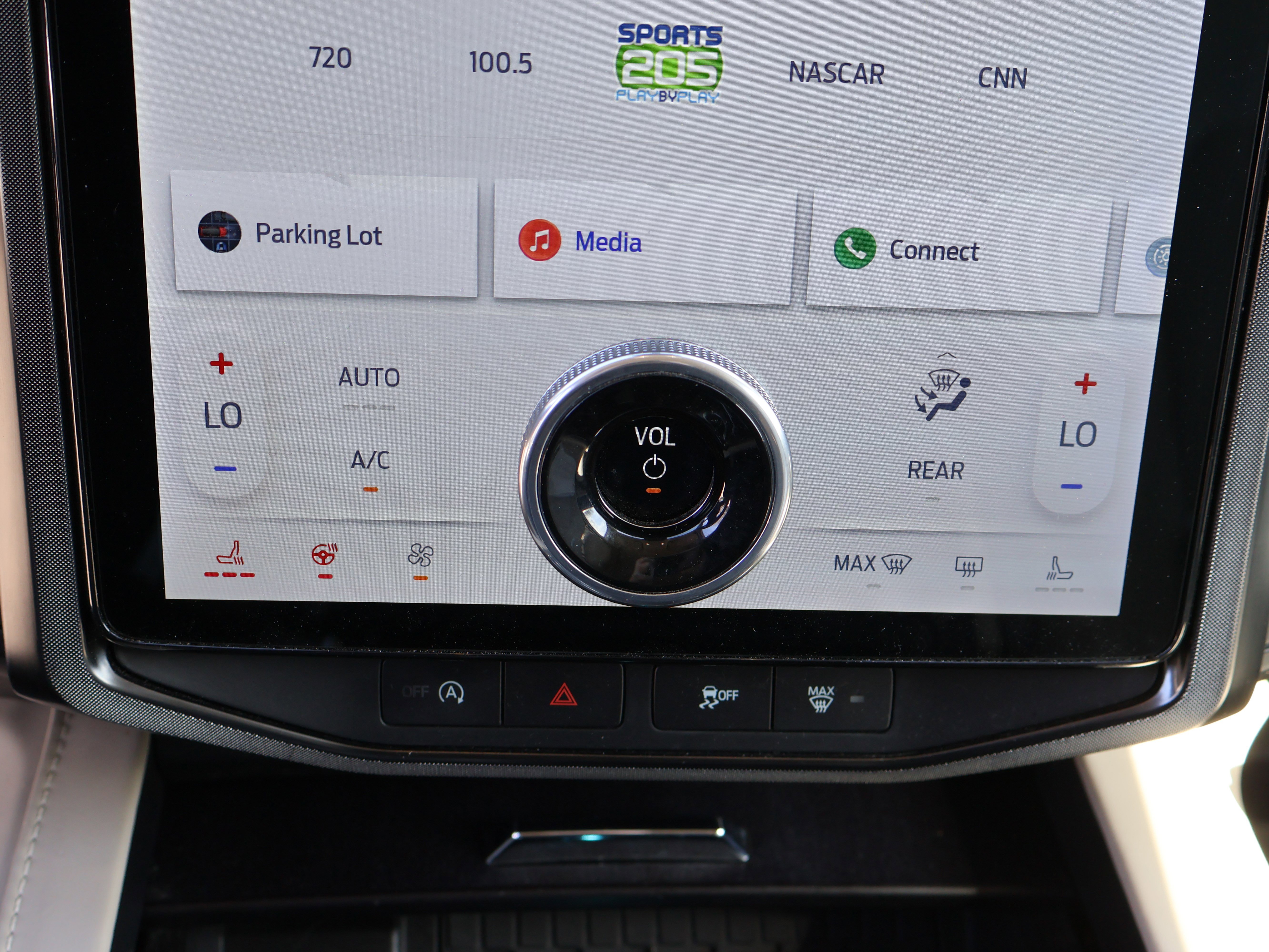 Used 2022 Ford Expedition Platinum image 26